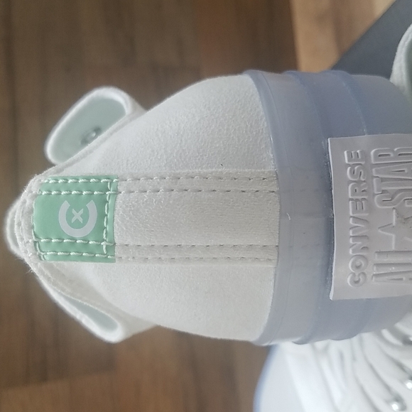 Converse BRAND New - Picture 6 of 15